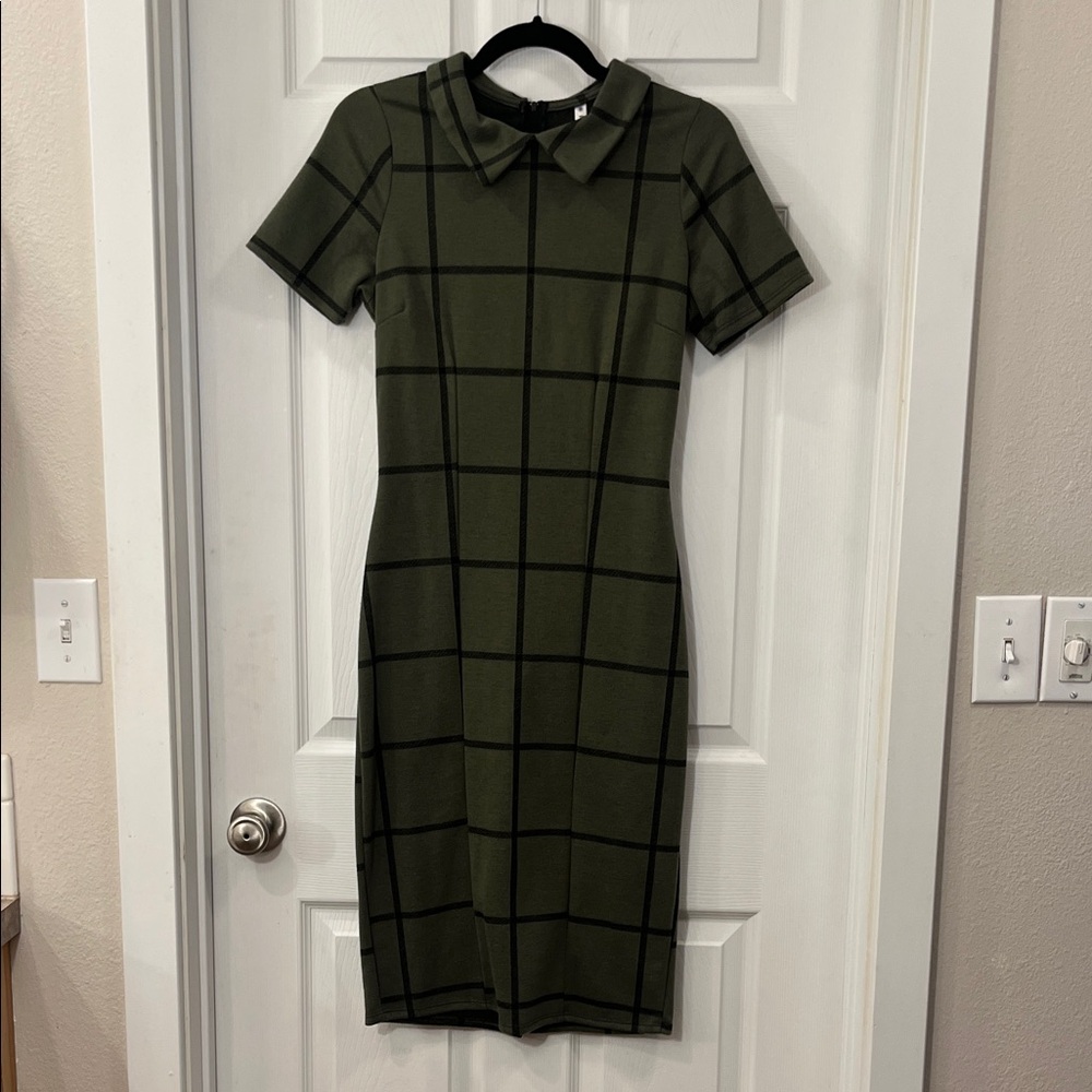 Piphany Dark Green Checkered Midi Dress